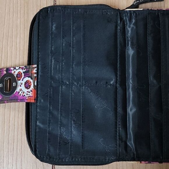 VERA BRADLEY ROSEWOOD TURN LOCK WALLET (RETIRED) - Picture 5 of 9